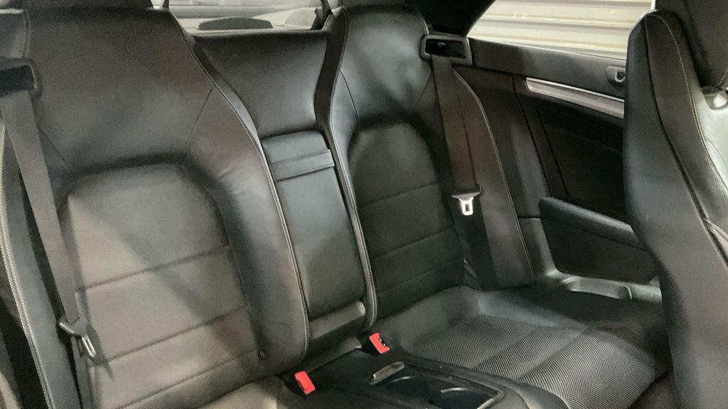 Used Mercedes-Benz E Class 2015 for sale - 76398375: Photo 8