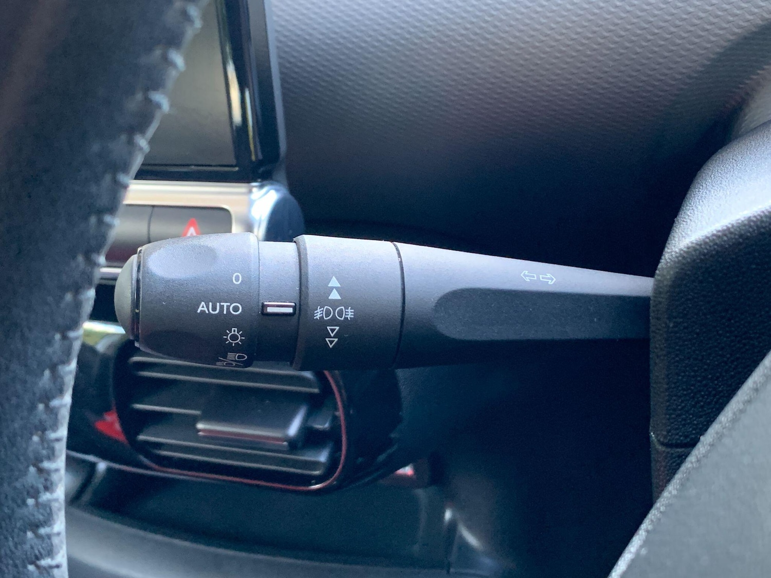 Used Citroen C4 Cactus 2016 for sale - 76060728: Photo 22