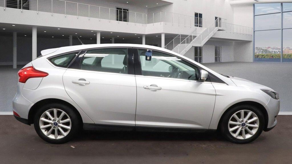 Used Ford Focus 2018 for sale - 77484055: Photo 5