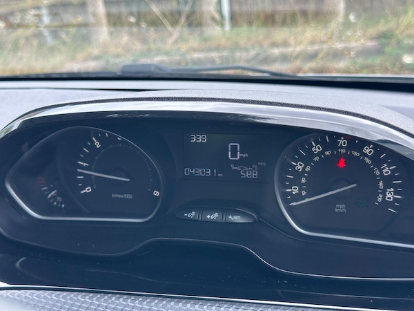 Used Peugeot 208 2016 for sale - 74521607: Photo 15
