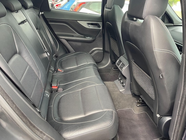 Used Jaguar F-Pace 2017 for sale - 75609620: Photo 42