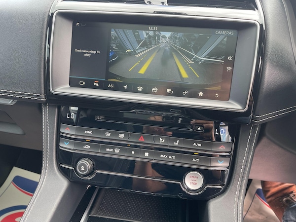 Used Jaguar F-Pace 2017 for sale - 75609620: Photo 63