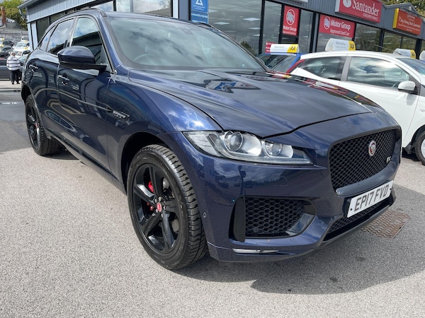 Used Jaguar F-Pace 2017 for sale - 75609620: Photo 8