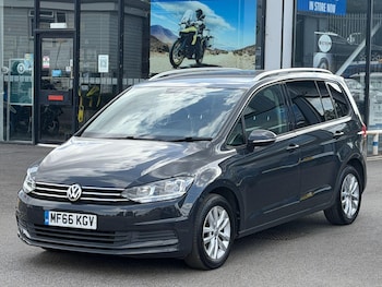 Used Volkswagen Touran 2016 for sale - 79395894: Photo