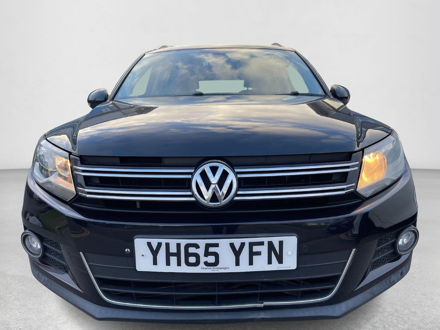 Used Volkswagen Tiguan 2015 for sale - 76994584: Photo 2