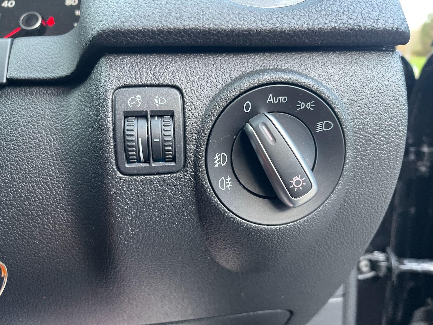 Used Volkswagen Tiguan 2015 for sale - 76994584: Photo 59