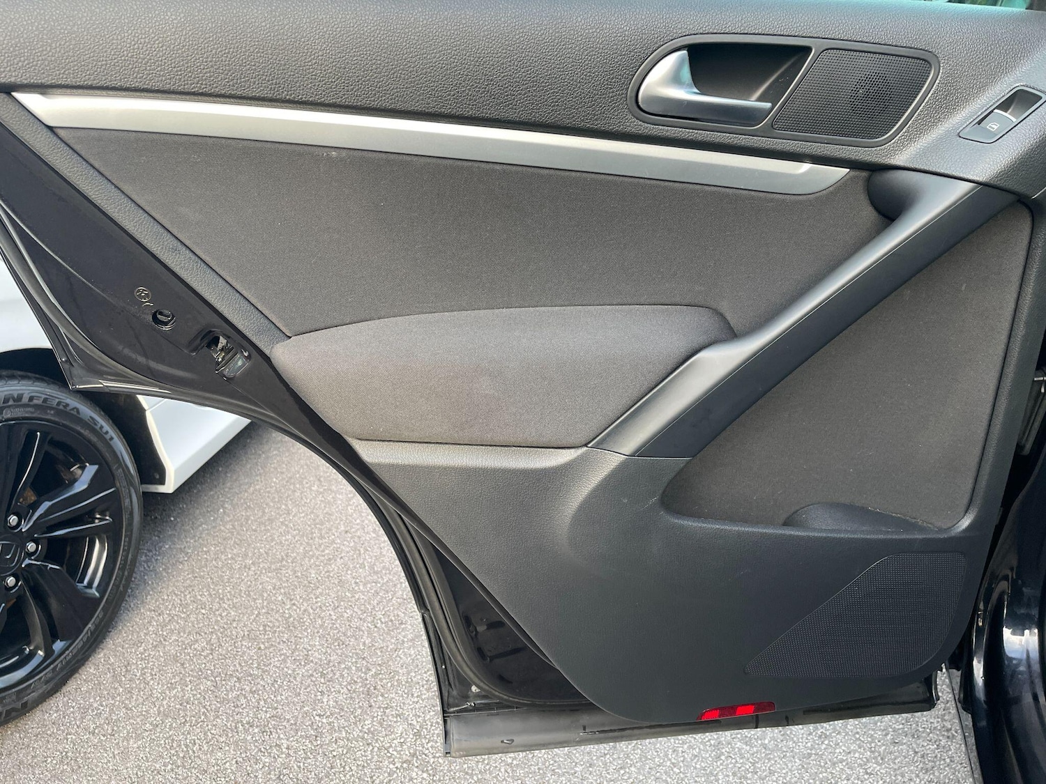 Used Volkswagen Tiguan 2015 for sale - 76994584: Photo 63