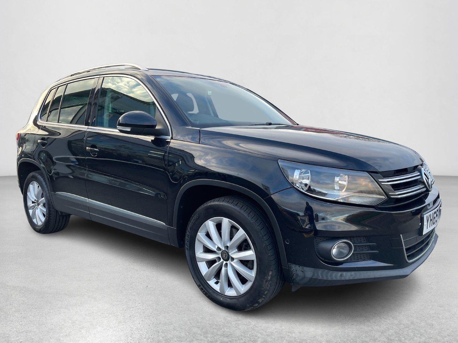 Used Volkswagen Tiguan 2015 for sale - 76994584: Photo 9