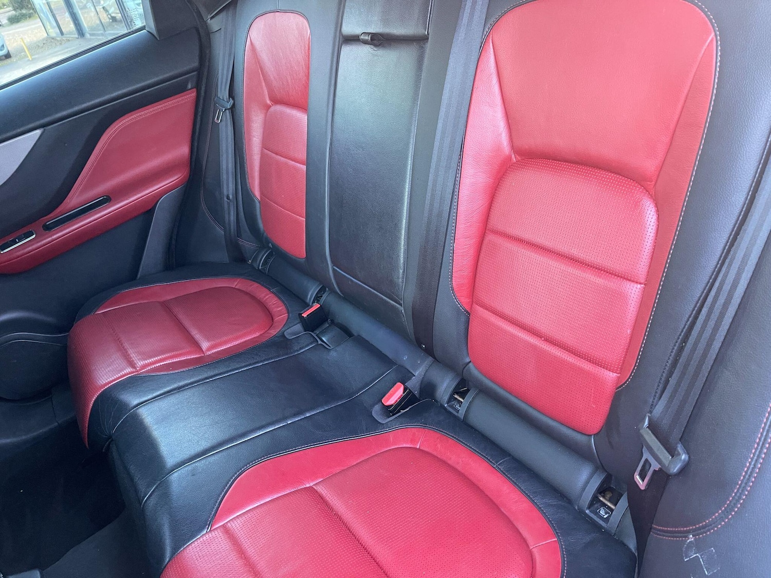 Used Jaguar F-Pace 2017 for sale - 77898326: Photo 15