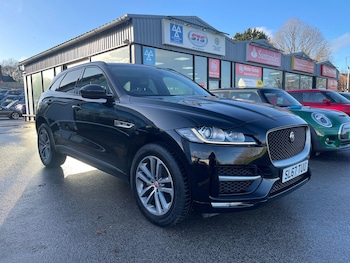 Used Jaguar F-Pace 2017 for sale - 77898326: Photo
