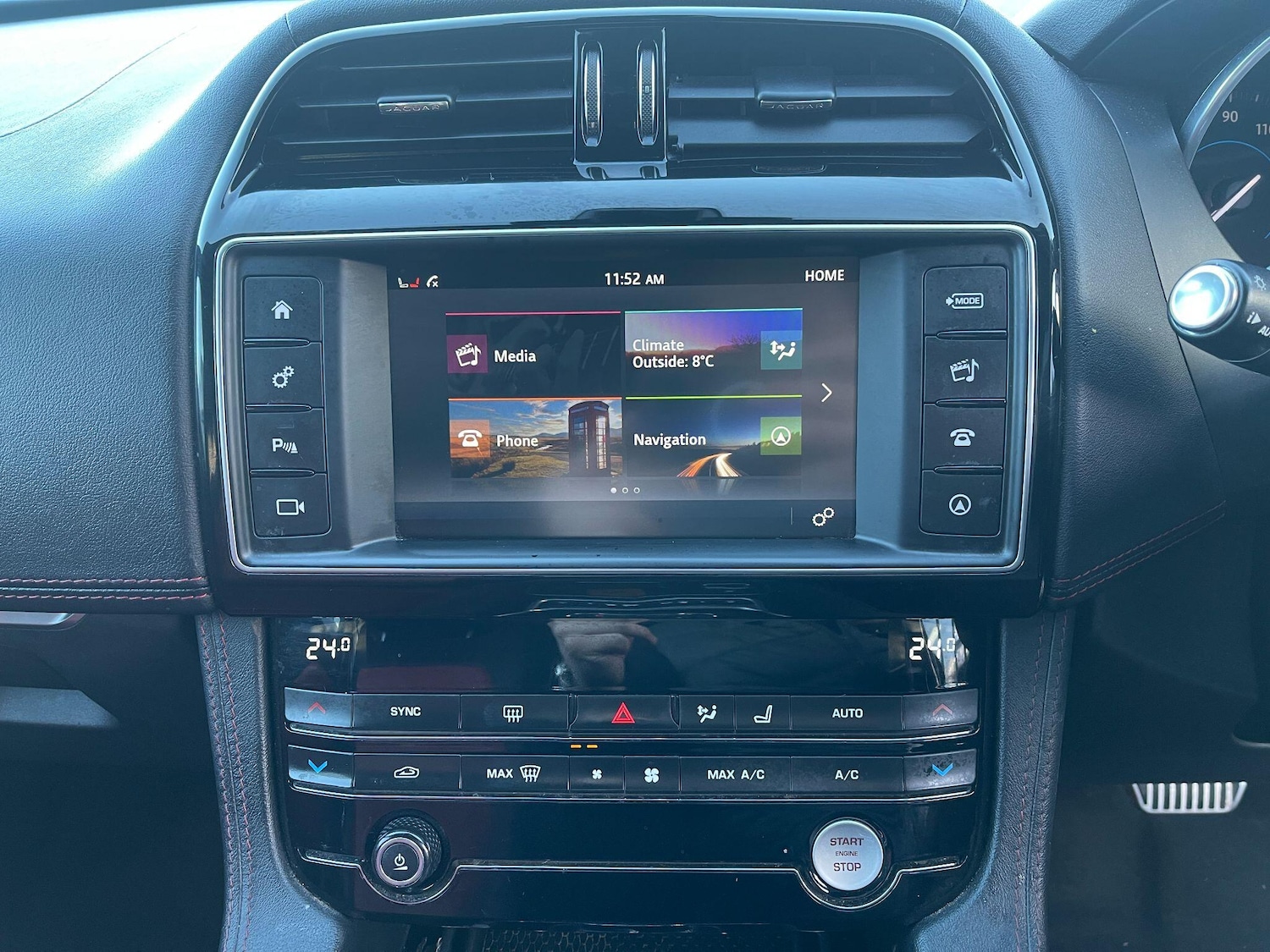 Used Jaguar F-Pace 2017 for sale - 77898326: Photo 30