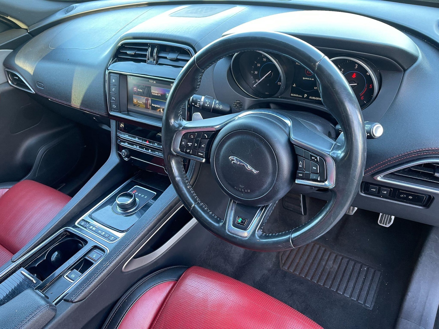 Used Jaguar F-Pace 2017 for sale - 77898326: Photo 36