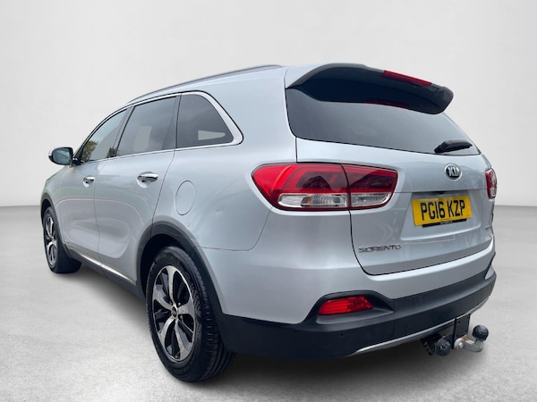 Used Kia Sorento 2016 for sale - 76295306: Photo 4