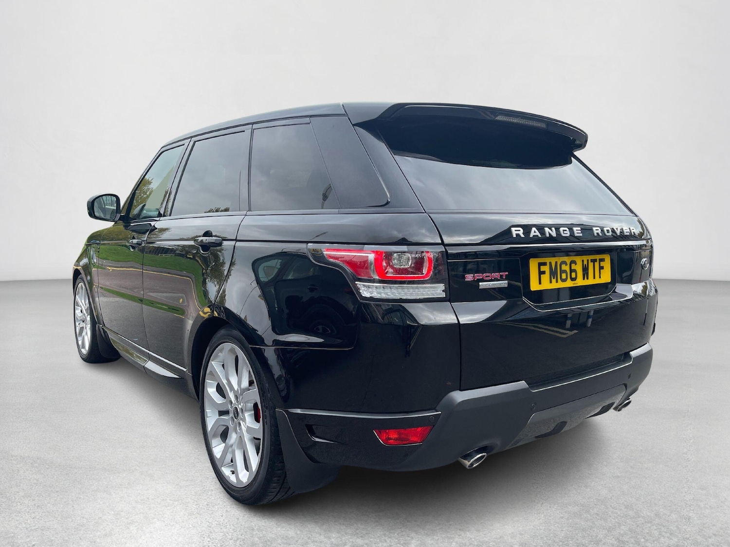 Used Land Rover Range Rover Sport 2016 for sale - 76251383: Photo 4