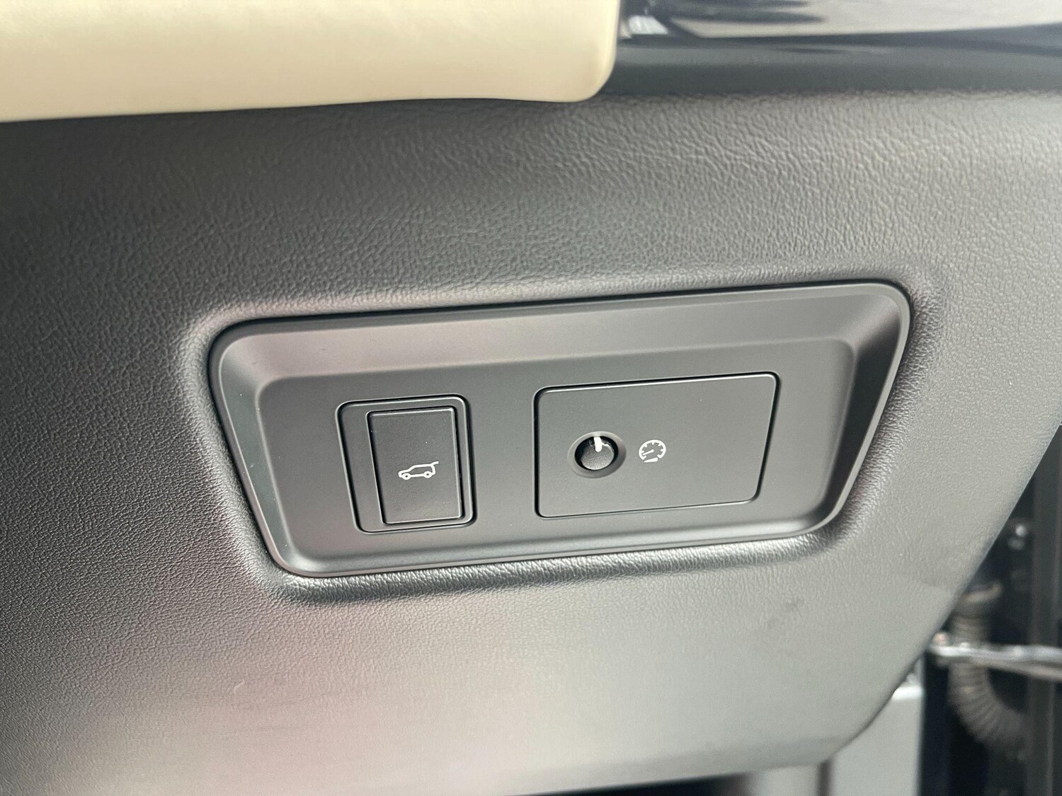 Used Land Rover Range Rover Sport 2016 for sale - 76251383: Photo 45