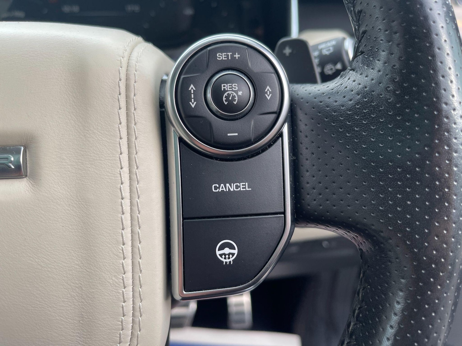 Used Land Rover Range Rover Sport 2016 for sale - 76251383: Photo 46