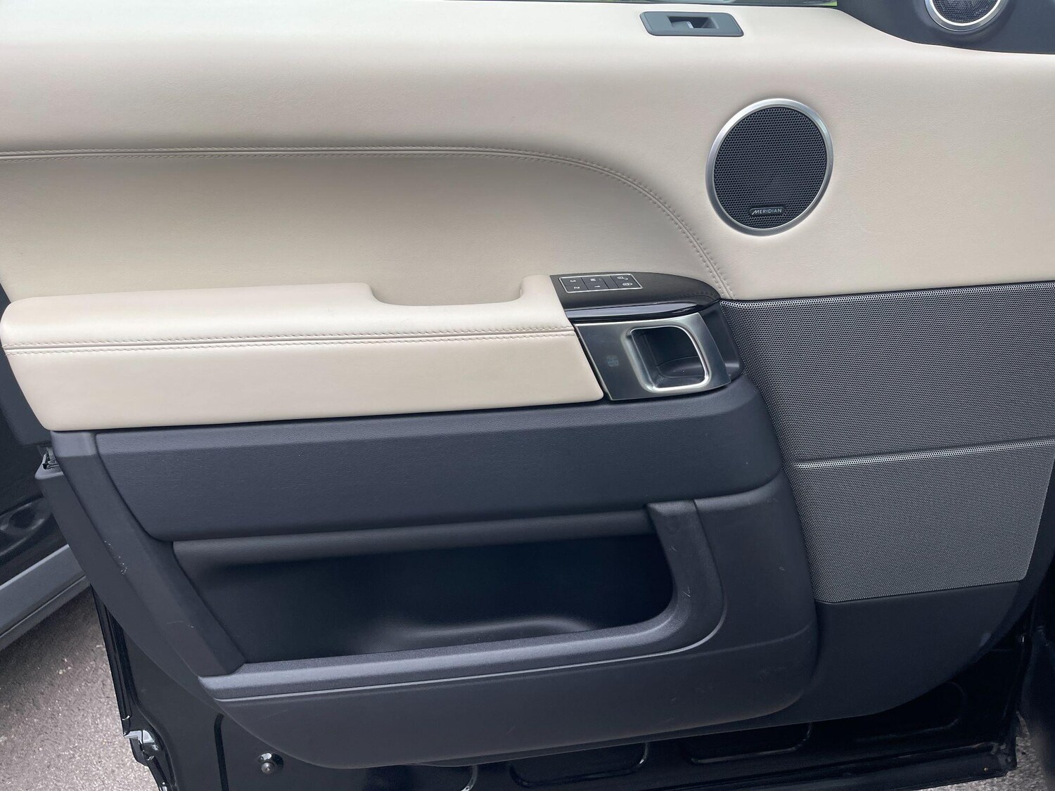 Used Land Rover Range Rover Sport 2016 for sale - 76251383: Photo 48