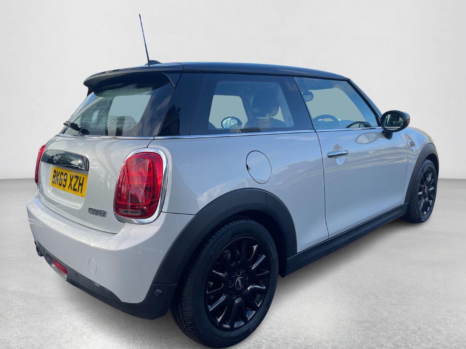 Used MINI Hatch 2019 for sale - 76408561: Photo 38