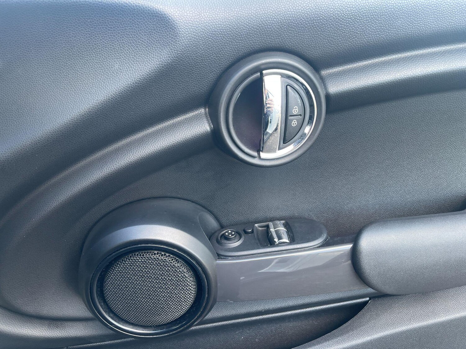 Used MINI Hatch 2019 for sale - 76408561: Photo 58