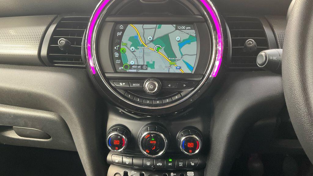 Used MINI Hatch 2019 for sale - 76408561: Photo 69