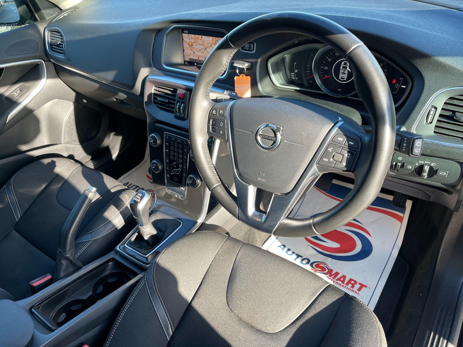 Used Volvo V40 2019 for sale - 77120128: Photo 41