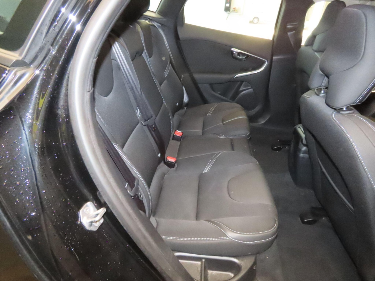 Used Volvo V40 2019 for sale - 77120128: Photo 9