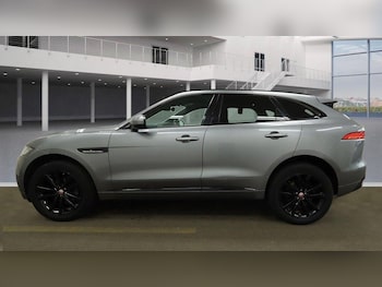 Used Jaguar F-Pace 2020 for sale - 75782176: Photo