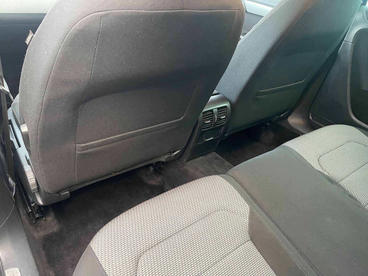 Used Volkswagen Passat 2014 for sale - 76753040: Photo 17