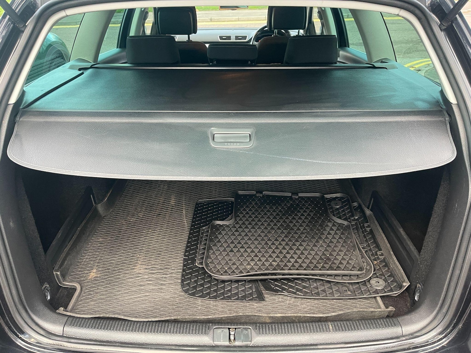 Used Volkswagen Passat 2014 for sale - 76753040: Photo 38