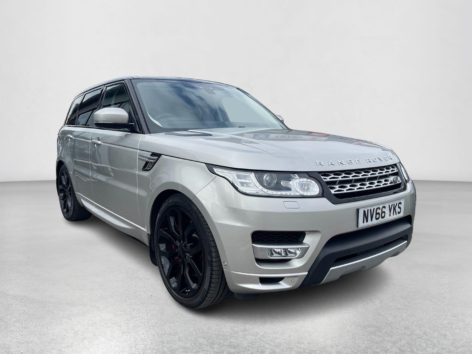 Used Land Rover Range Rover Sport 2016 for sale - 76251440: Photo 1