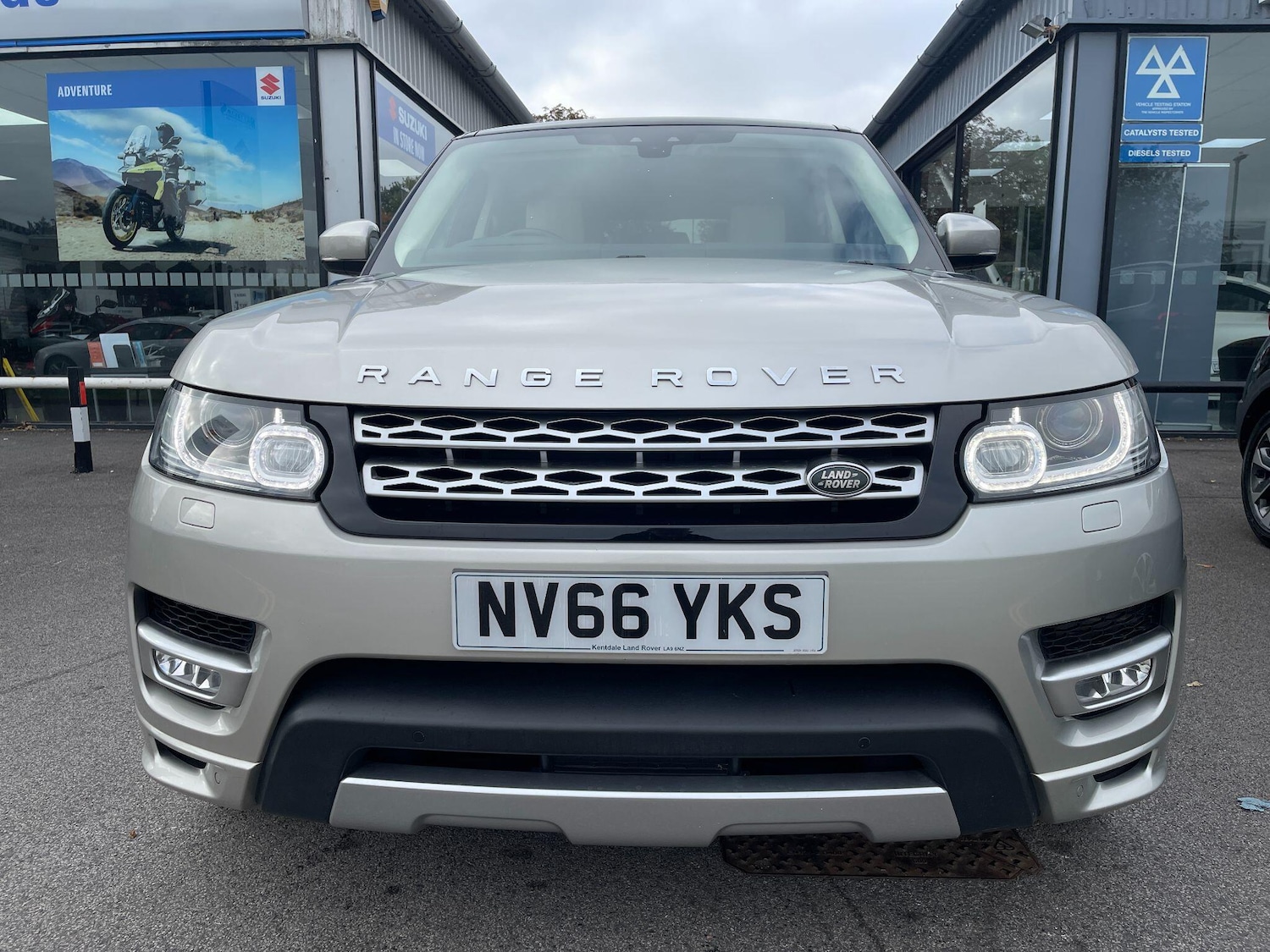 Used Land Rover Range Rover Sport 2016 for sale - 76251440: Photo 14