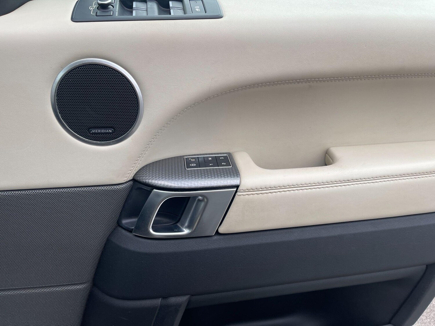 Used Land Rover Range Rover Sport 2016 for sale - 76251440: Photo 71