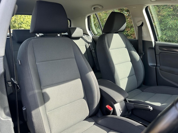 Used Volkswagen Golf 2012 for sale - 76060701: Photo 17
