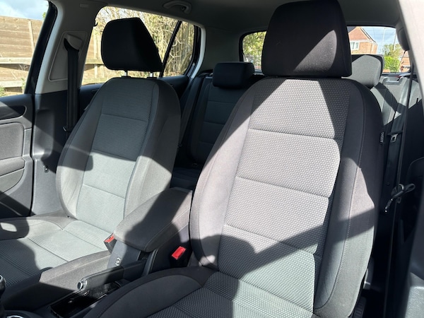 Used Volkswagen Golf 2012 for sale - 76060701: Photo 18