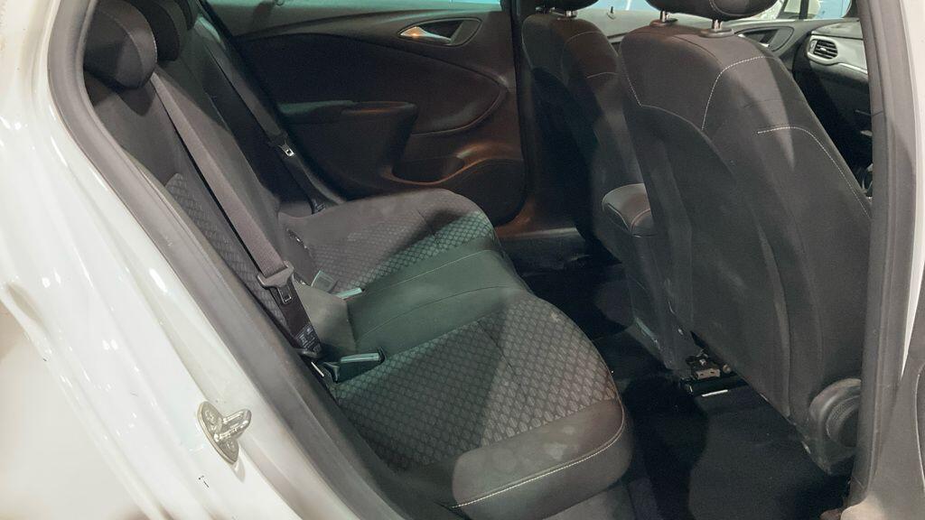 Used Vauxhall Astra for sale - 77484314: Photo 15