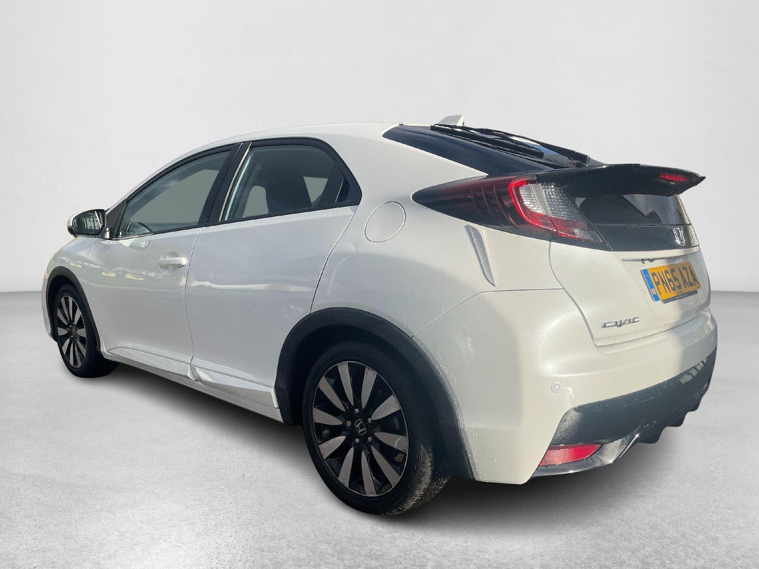 Used Honda Civic 2015 for sale - 76370114: Photo 16