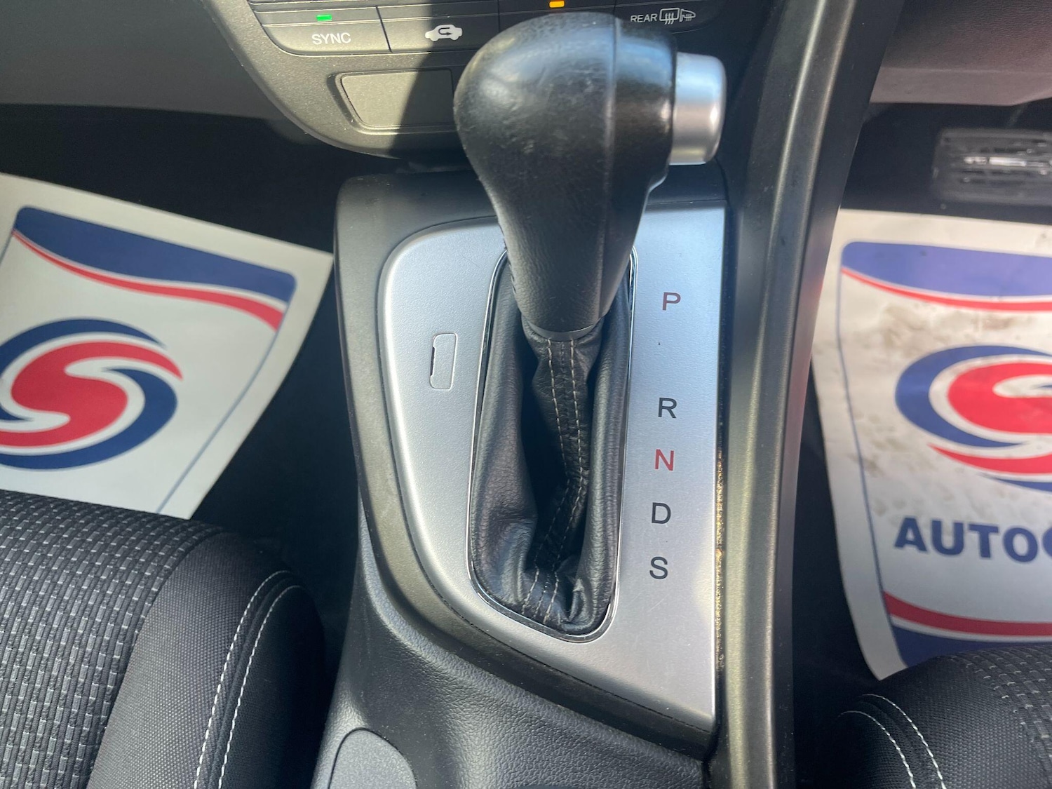 Used Honda Civic 2015 for sale - 76370114: Photo 26
