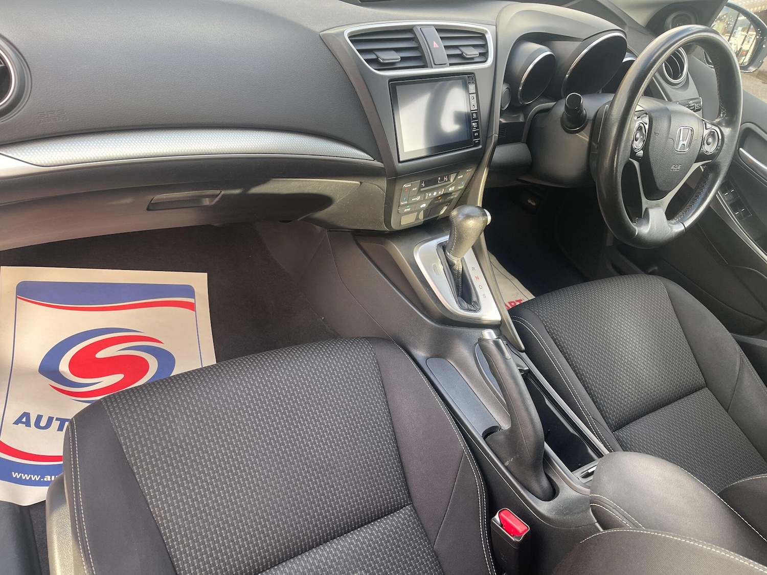 Used Honda Civic 2015 for sale - 76370114: Photo 28