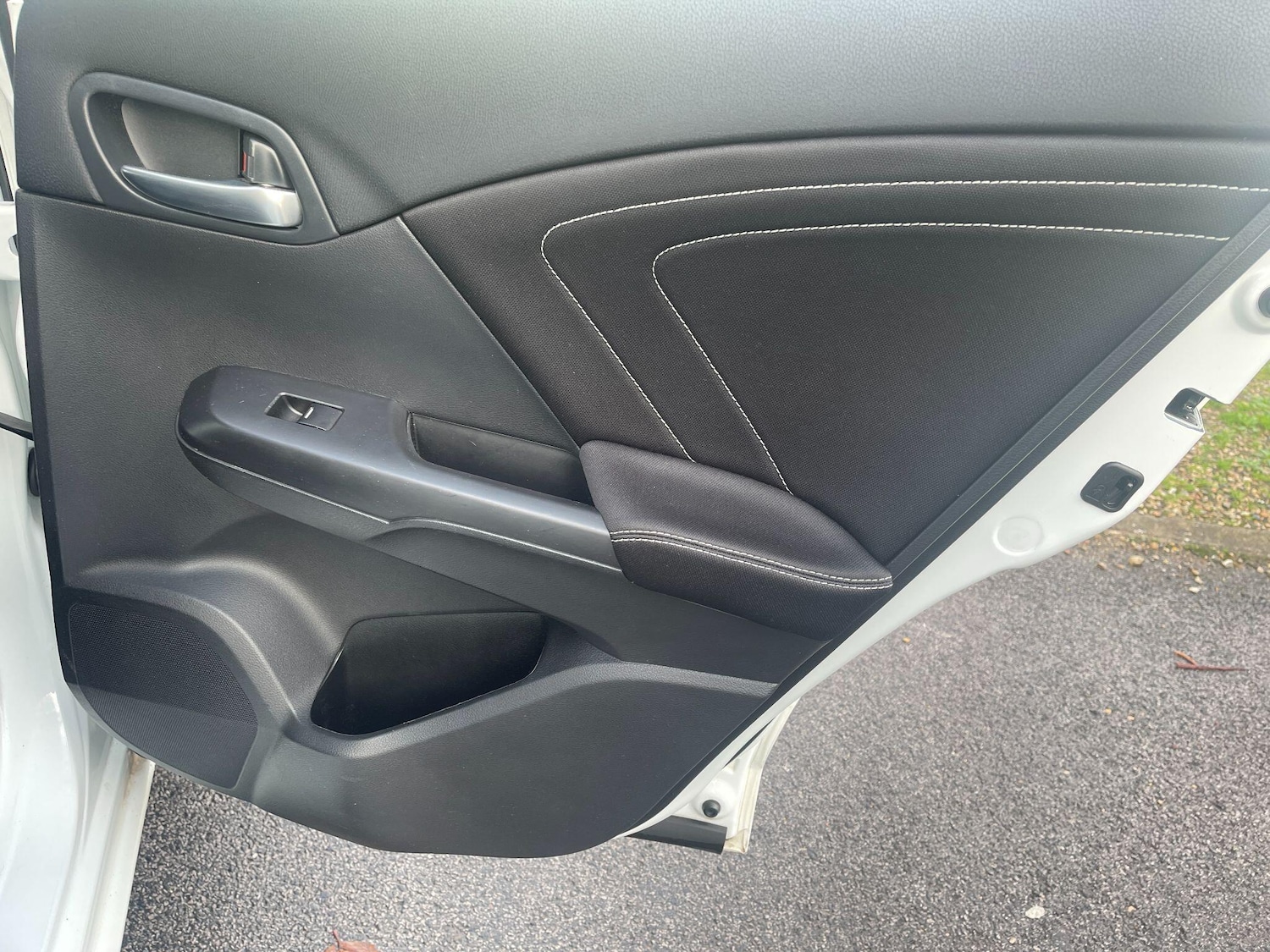 Used Honda Civic 2015 for sale - 76370114: Photo 46