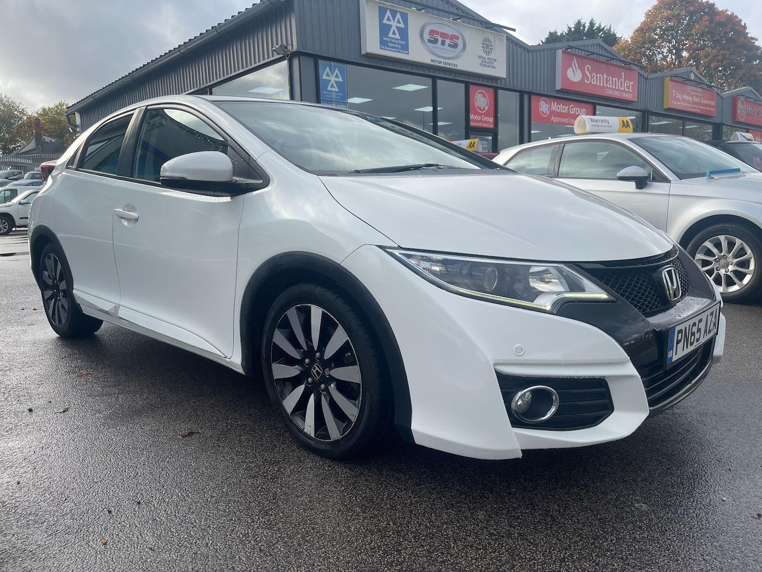 Used Honda Civic 2015 for sale - 76370114: Photo 8