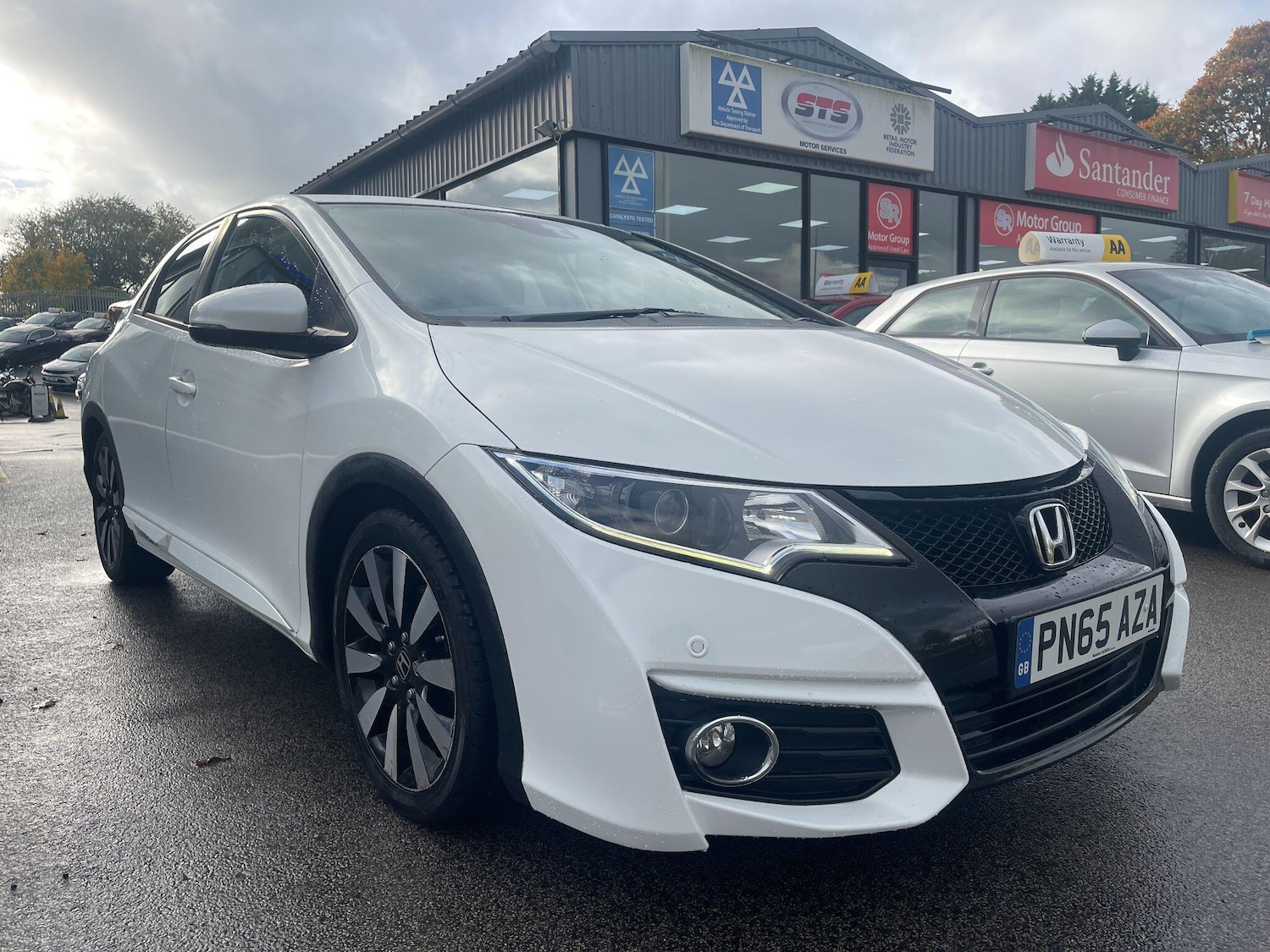 Used Honda Civic 2015 for sale - 76370114: Photo 9