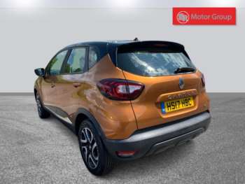 Used Renault Captur 2017 for sale - 74667549: Photo