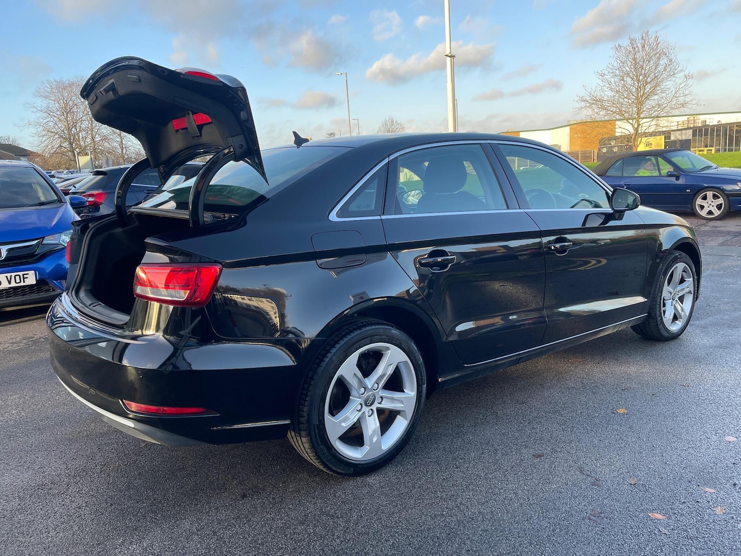 Used Audi A3 2017 for sale - 76527991: Photo 32