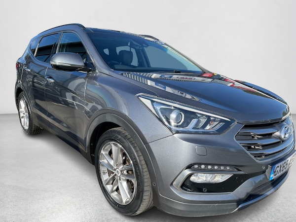 Used Hyundai Santa Fe 2015 for sale - 75463814: Photo 1