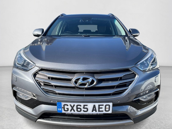 Used Hyundai Santa Fe 2015 for sale - 75463814: Photo 2