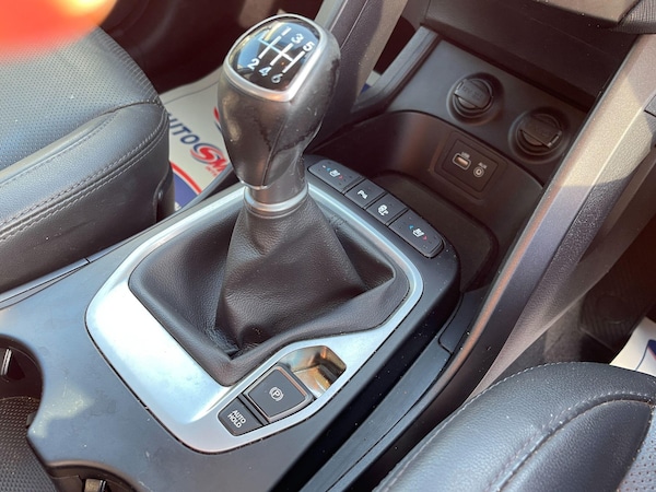 Used Hyundai Santa Fe 2015 for sale - 75463814: Photo 33