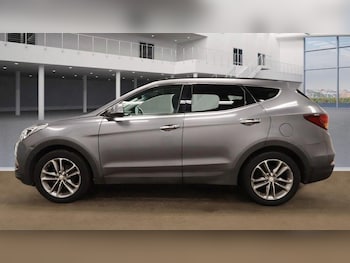 Used Hyundai Santa Fe 2015 for sale - 75463814: Photo