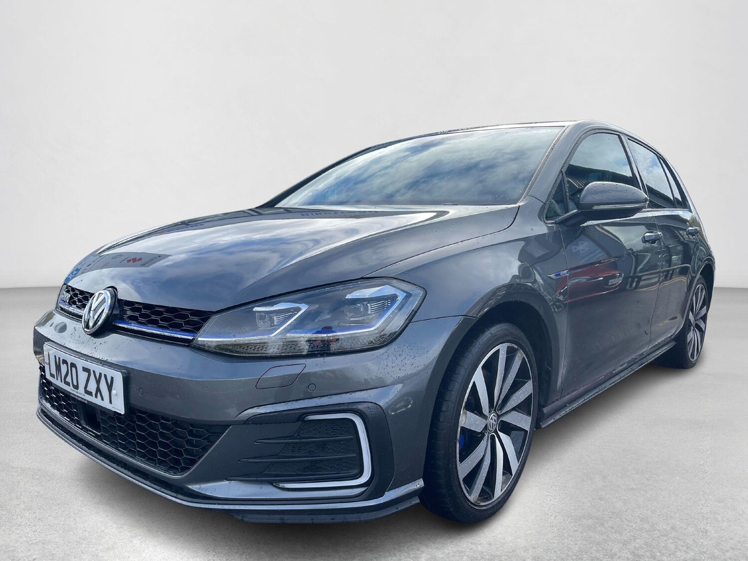 Used Volkswagen Golf 2020 for sale - 76370662: Photo 3