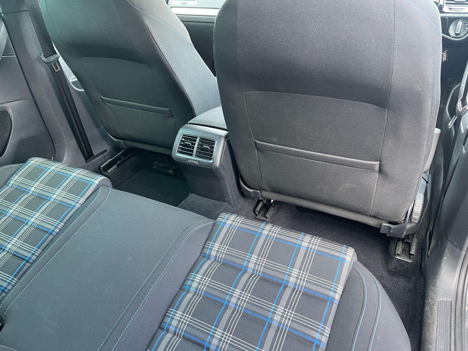 Used Volkswagen Golf 2020 for sale - 76370662: Photo 43