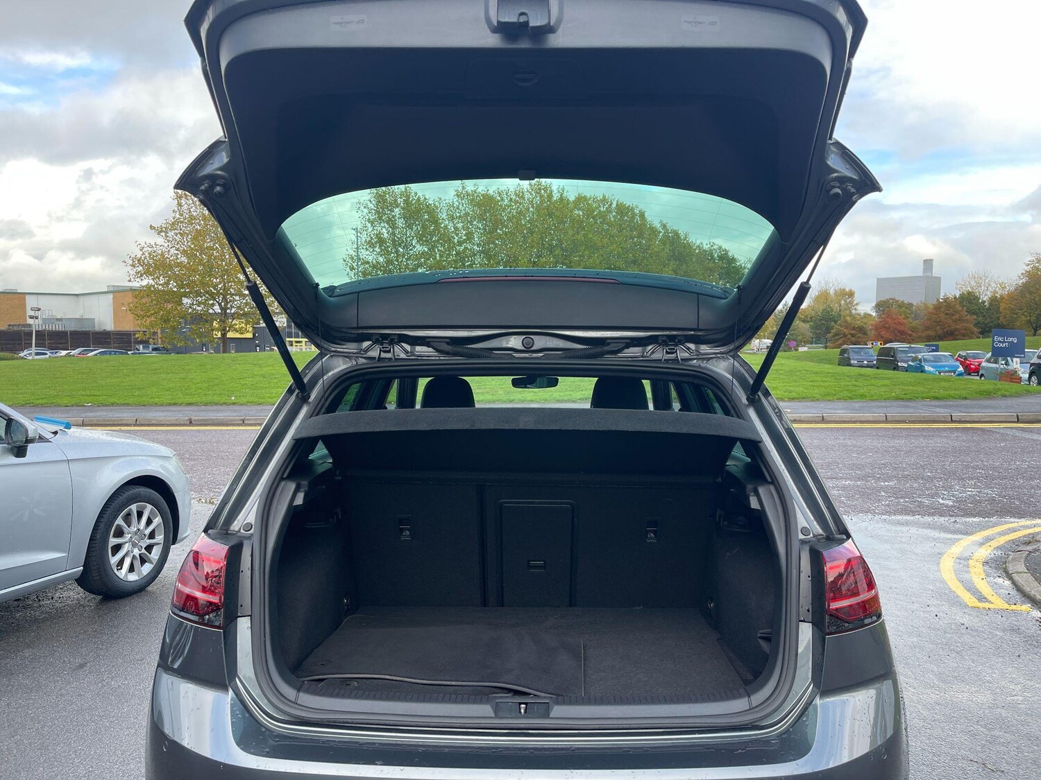 Used Volkswagen Golf 2020 for sale - 76370662: Photo 61